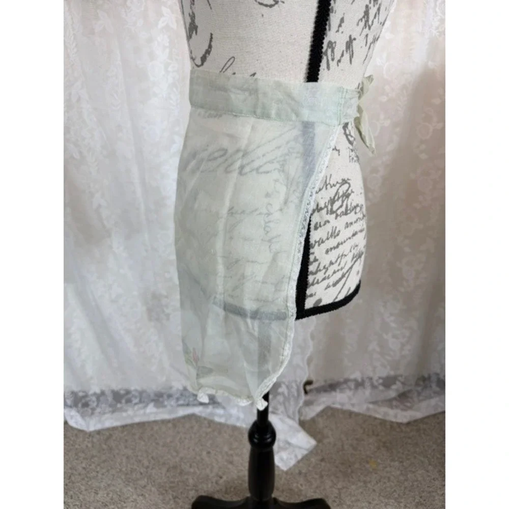 Vintage Sheer Green Floral Half Apron Lace Trim Pocket Cottagecore Retro Tea
